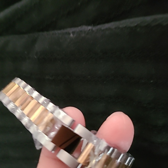 15MM Wide 8/8.86 Inches Long Watch link heavy weight two toned Men bracelet - Picture 4 of 5